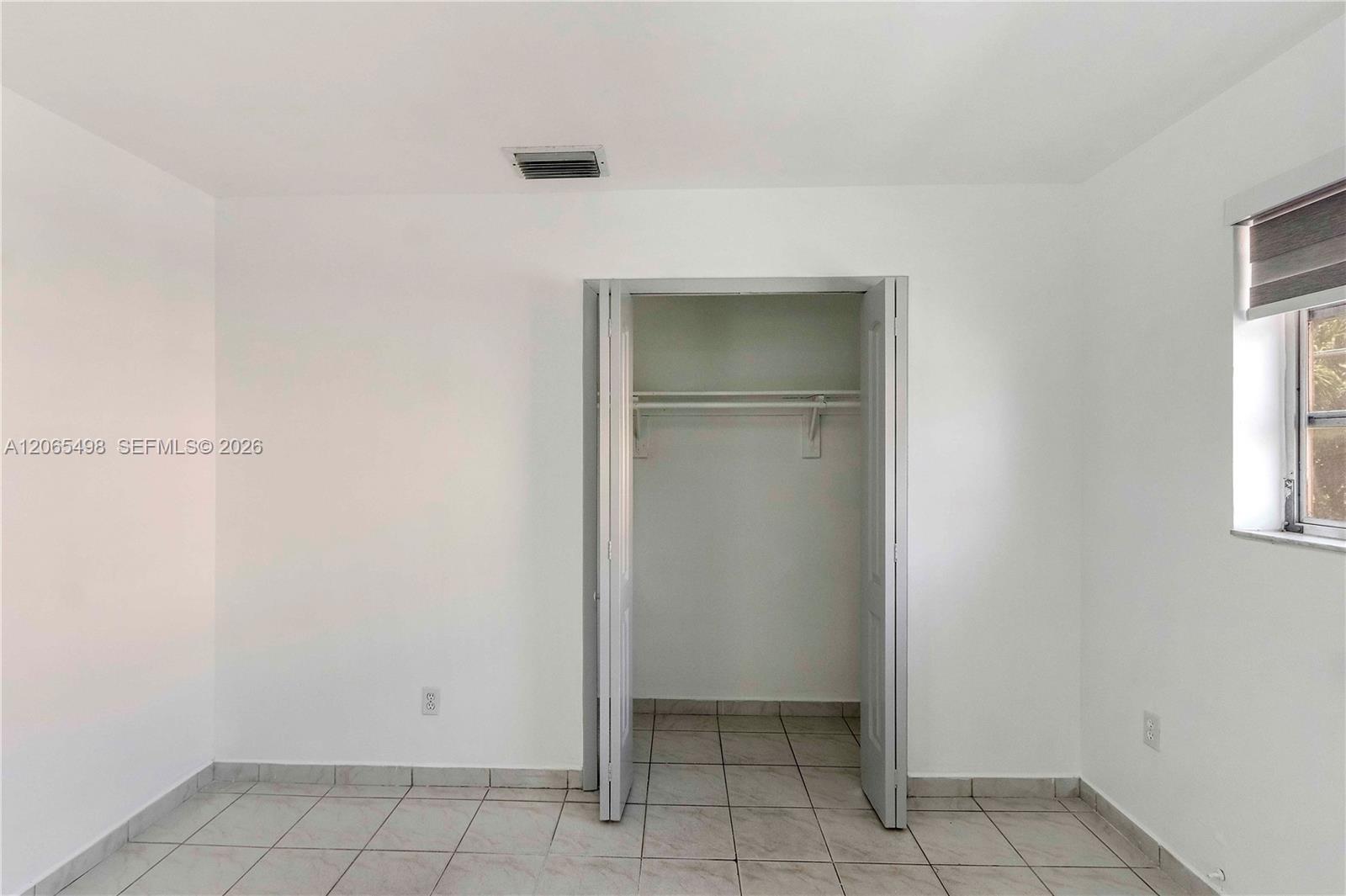 642 E 2nd Avenue A Property Photo 11