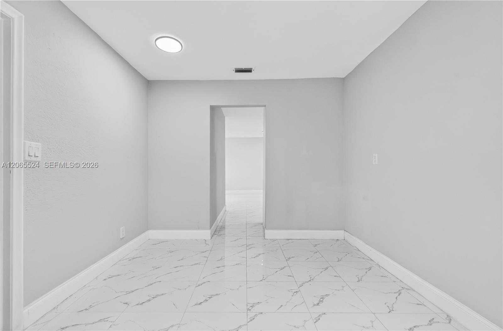8500 Sw 20th Street Property Photo 24