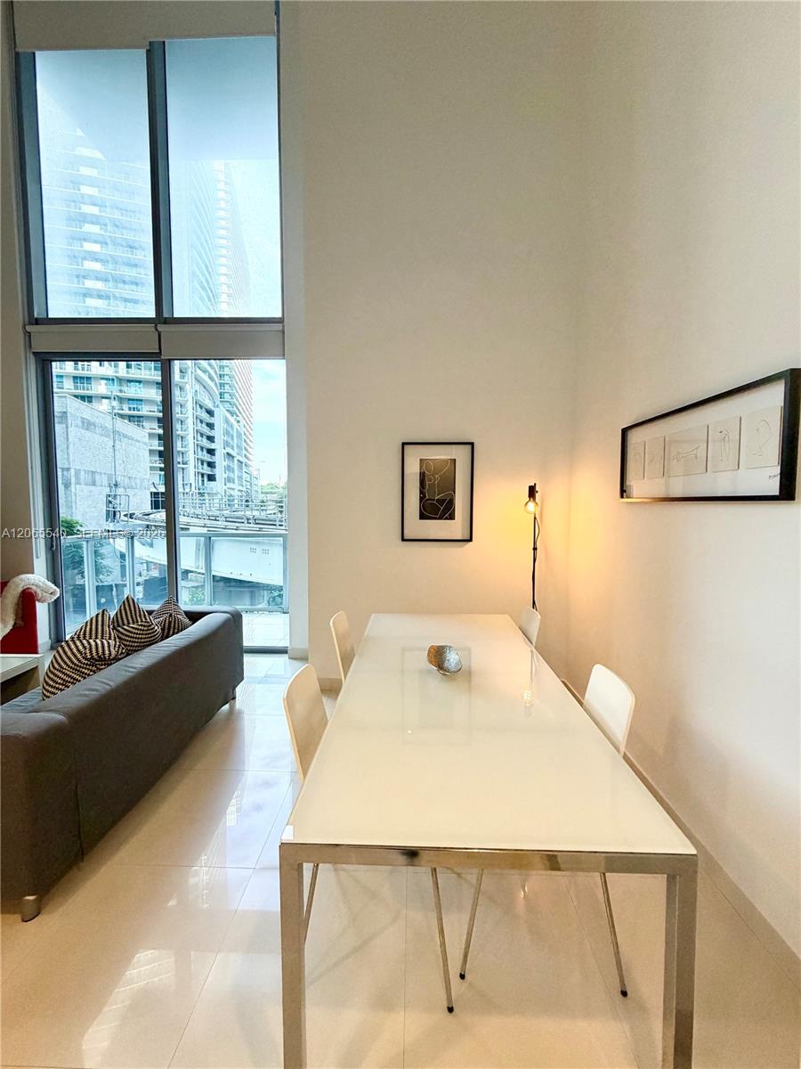 1050 W Brickell Avenue 206 Property Photo 8