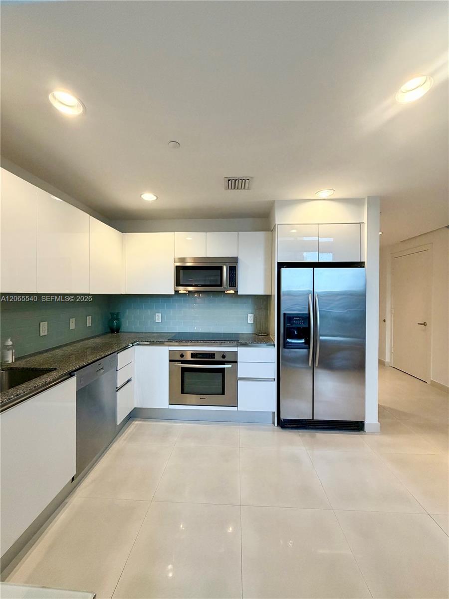 1050 W Brickell Avenue 206 Property Photo 9