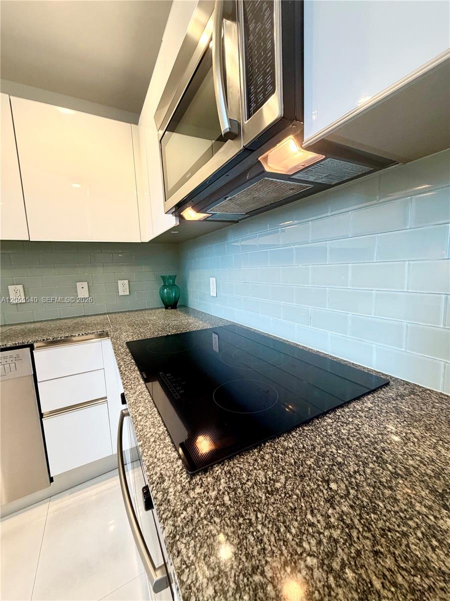 1050 W Brickell Avenue 206 Property Photo 10