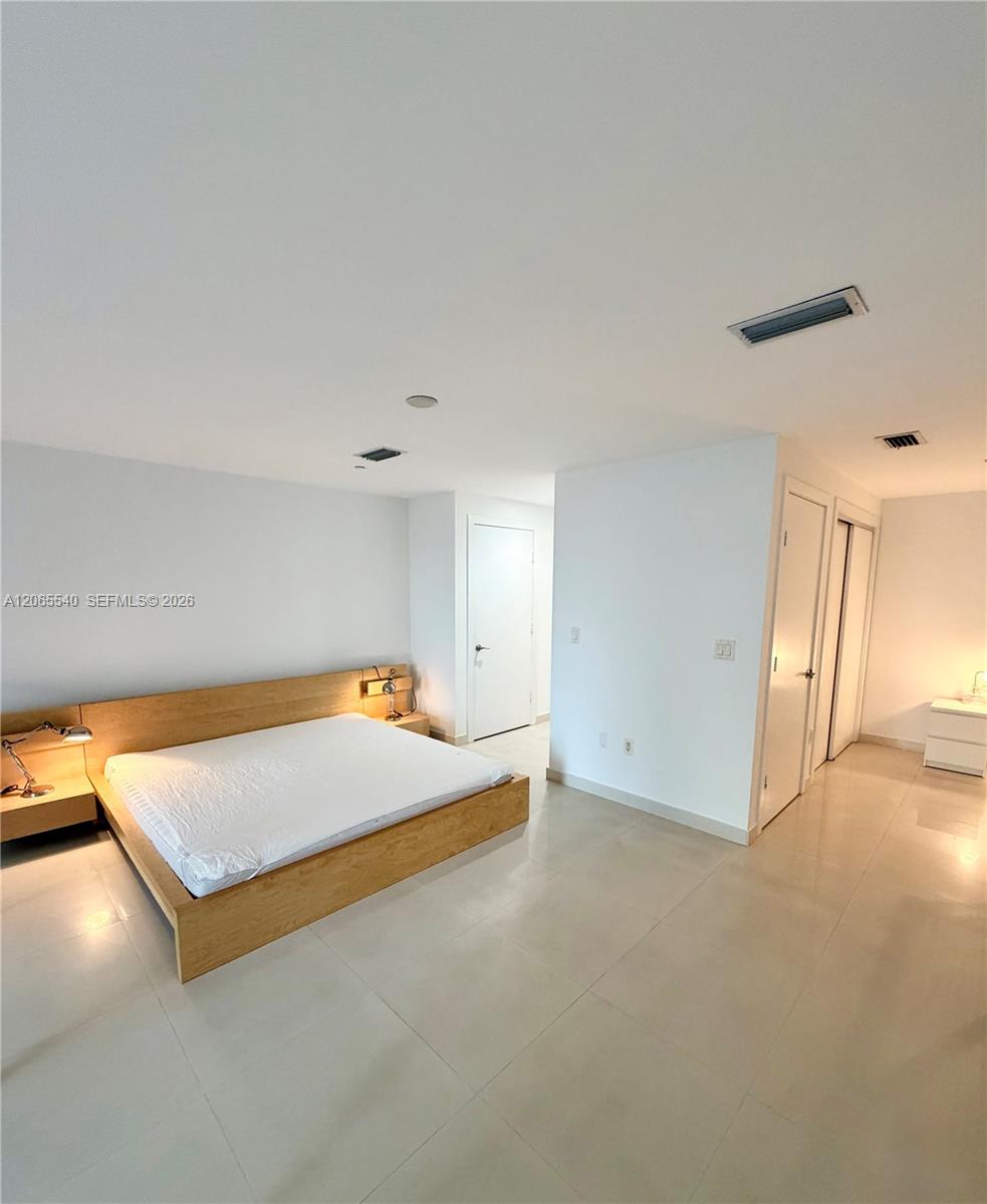1050 W Brickell Avenue 206 Property Photo 21