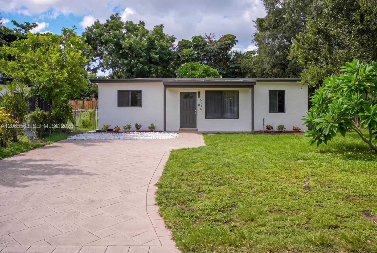 6336 Garfield Street Property Photo 1