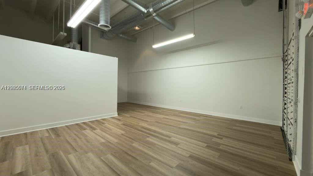 1671 W 37th Street 1 Property Photo 3