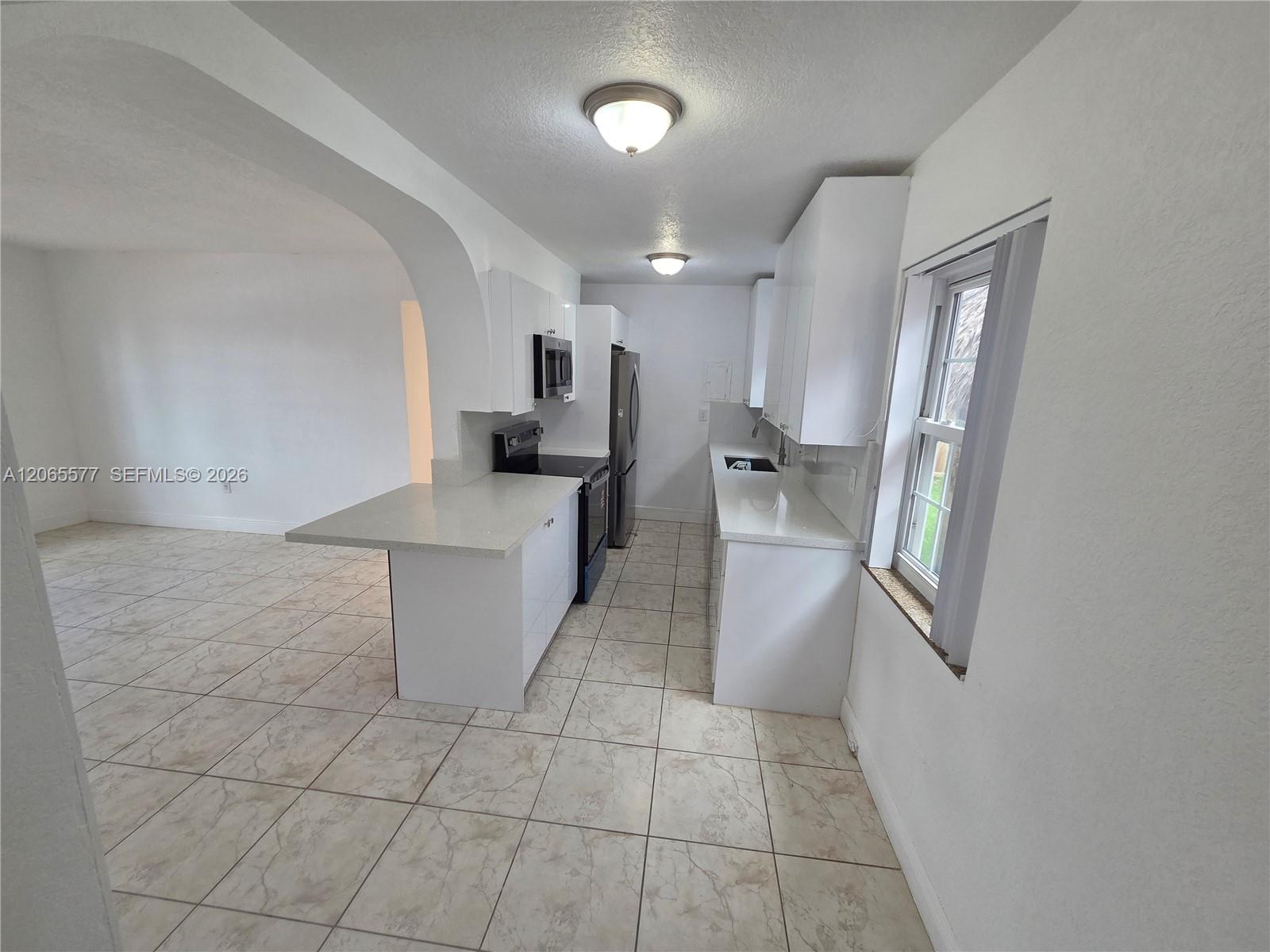 10500 Sw 30th Street Property Photo 4
