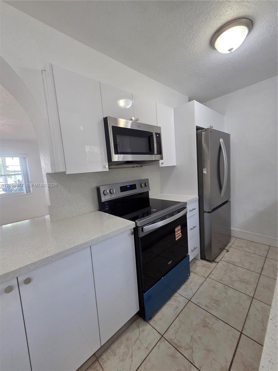 10500 Sw 30th Street Property Photo 6