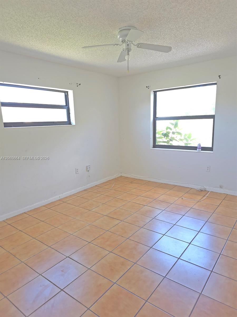 A12065664 Property Photo 9