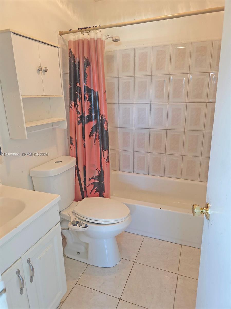 A12065664 Property Photo 12