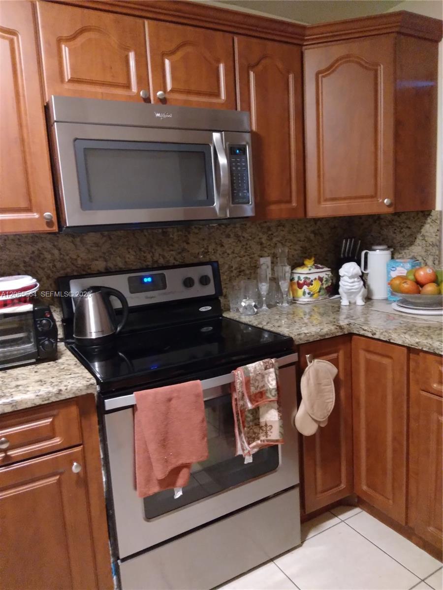 A12065664 Property Photo 13