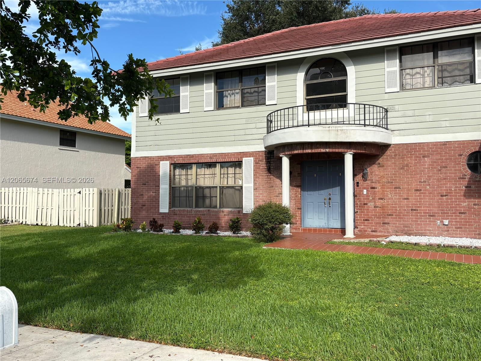 760 Blue Ridge Way Property Photo 14