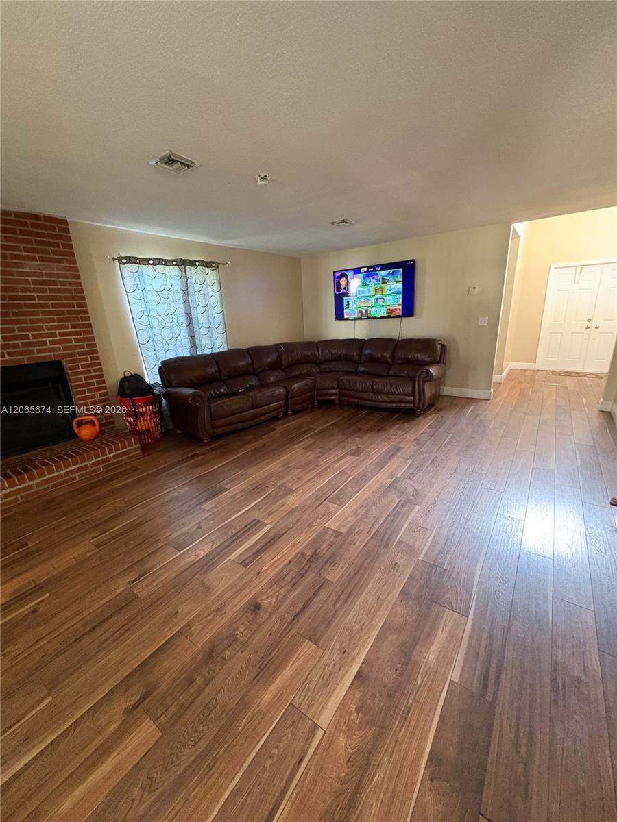 760 Blue Ridge Way Property Photo 15
