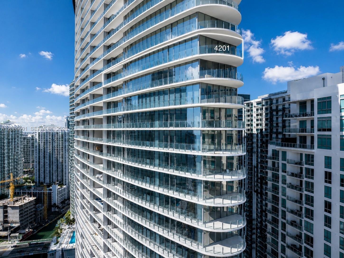 300 Biscayne Boulevard Way 4201E Property Photo 1