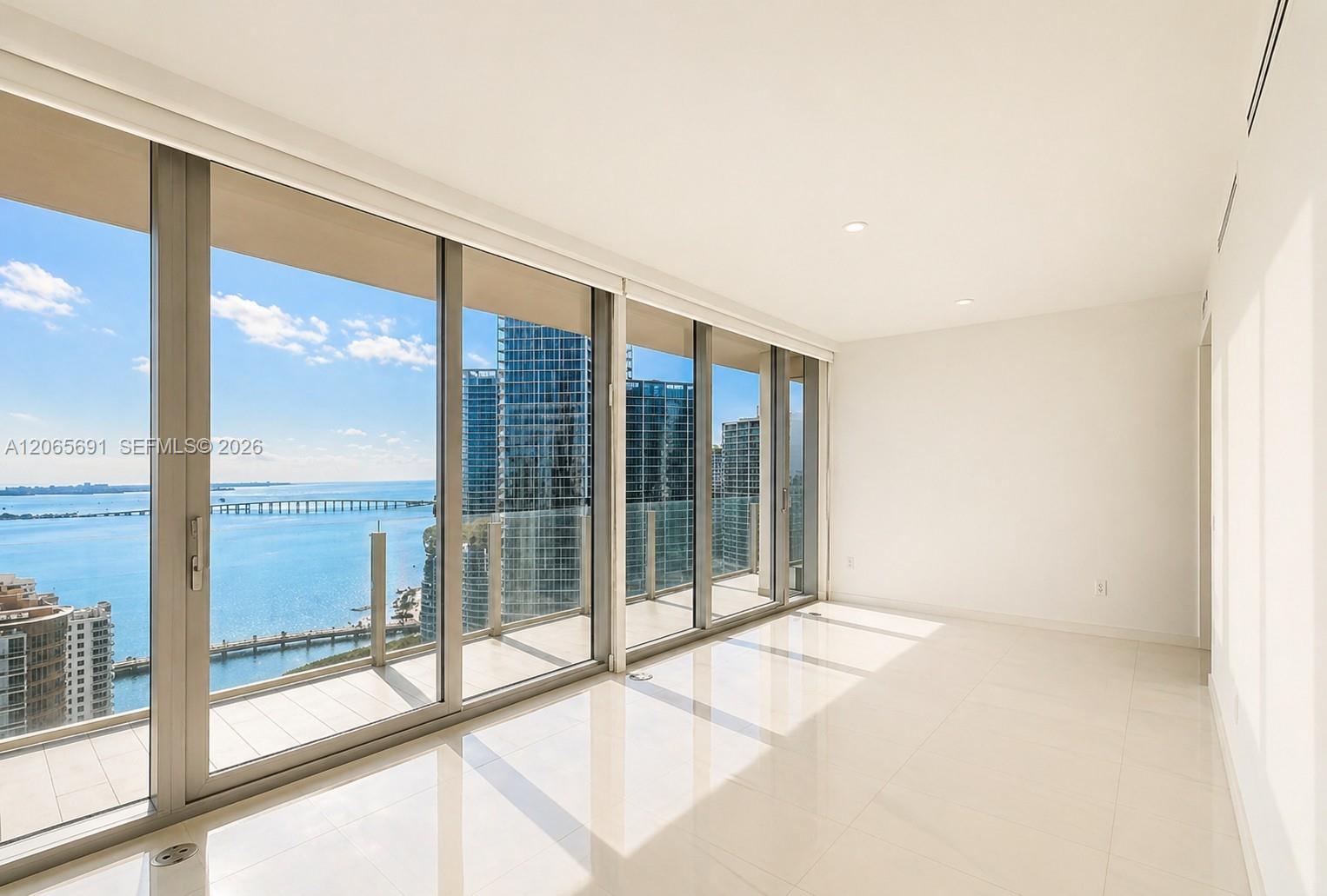 300 Biscayne Boulevard Way 4201e Property Photo 3