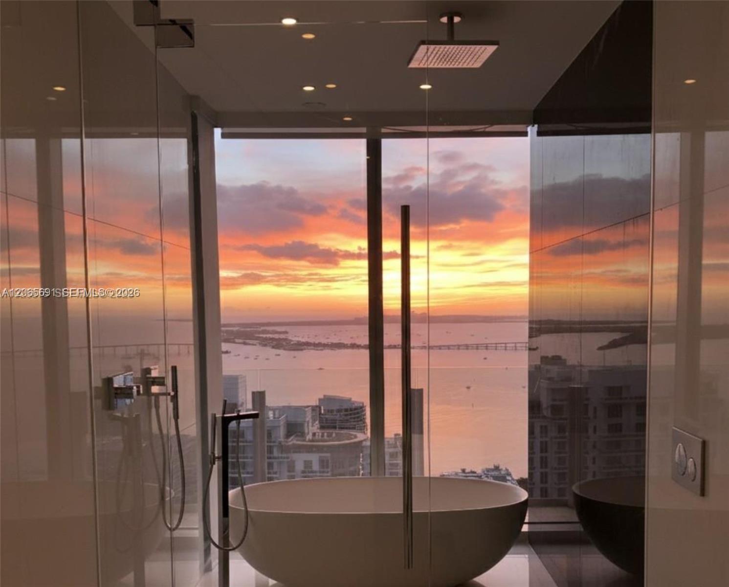 300 Biscayne Boulevard Way 4201e Property Photo 6