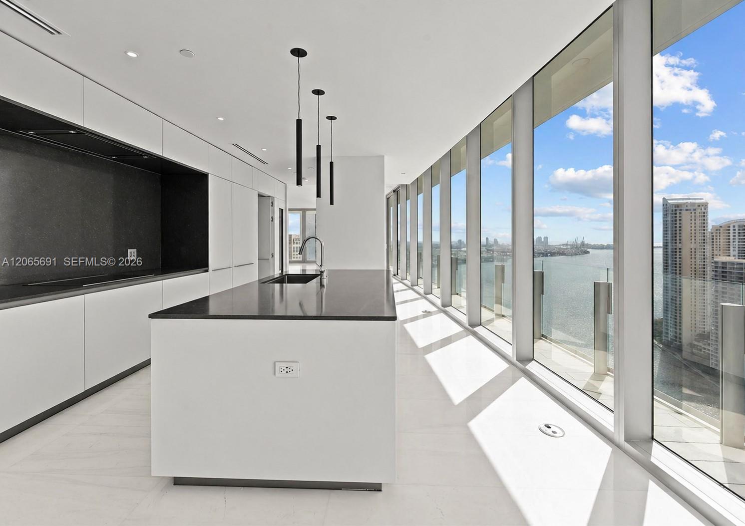 300 Biscayne Boulevard Way 4201e Property Photo 7
