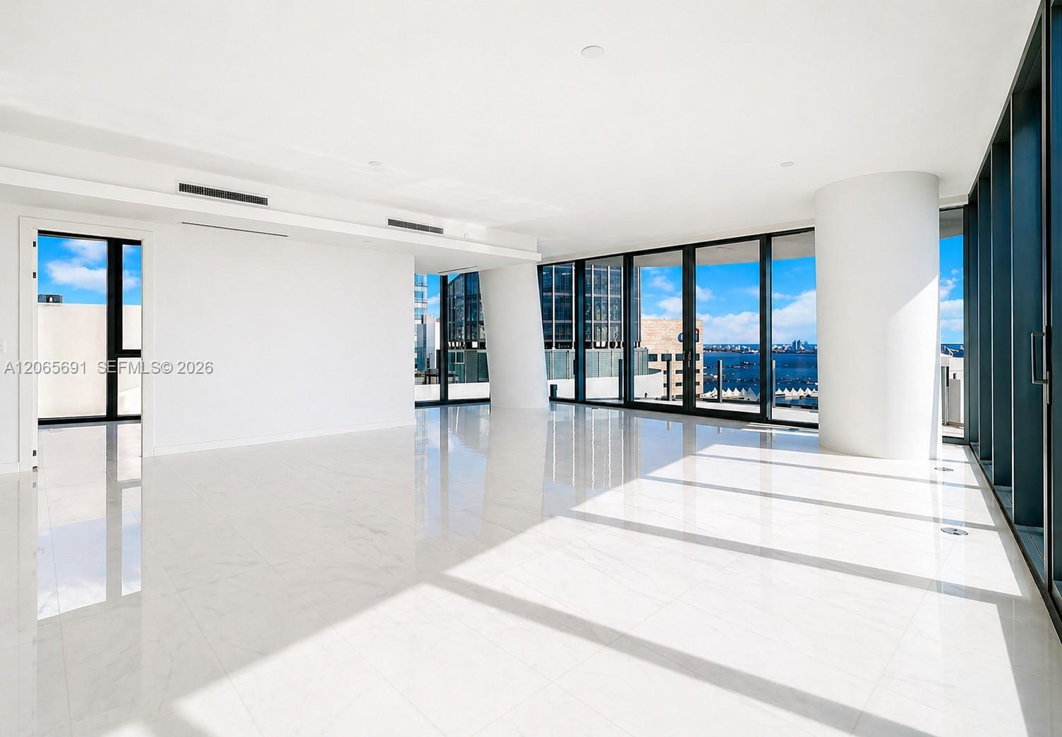 300 Biscayne Boulevard Way 4201e Property Photo 11