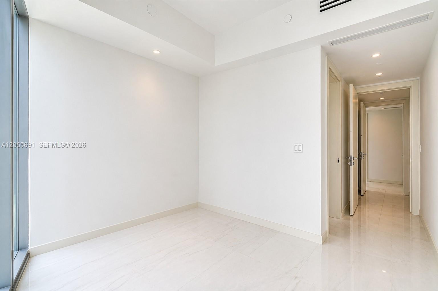 300 Biscayne Boulevard Way 4201e Property Photo 23