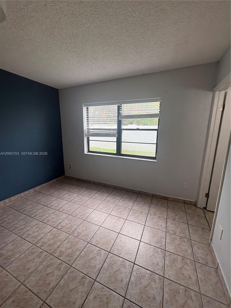 18236 Mediterranean Boulevard 3-12 Property Photo 17