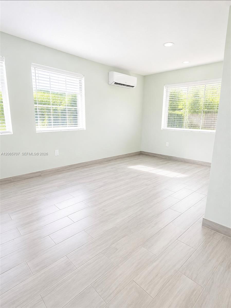359 W 12th Street 3 Property Photo 6