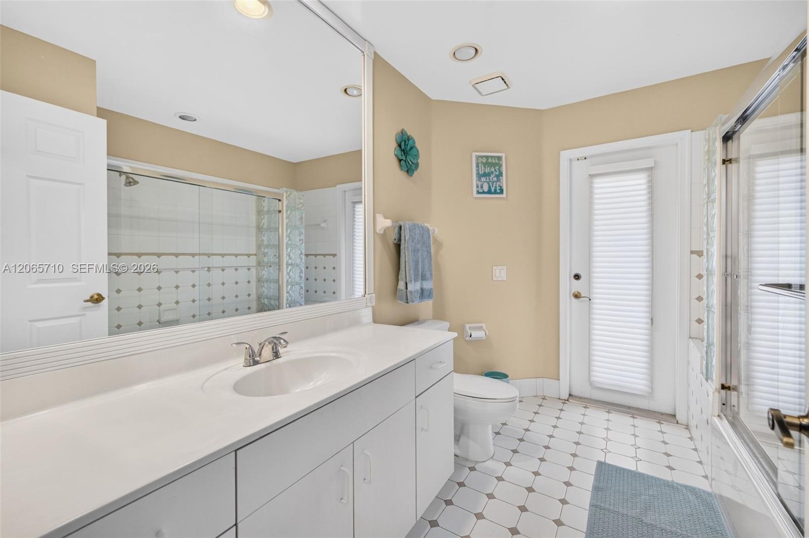 581 Nw 110th Avenue Property Photo 35