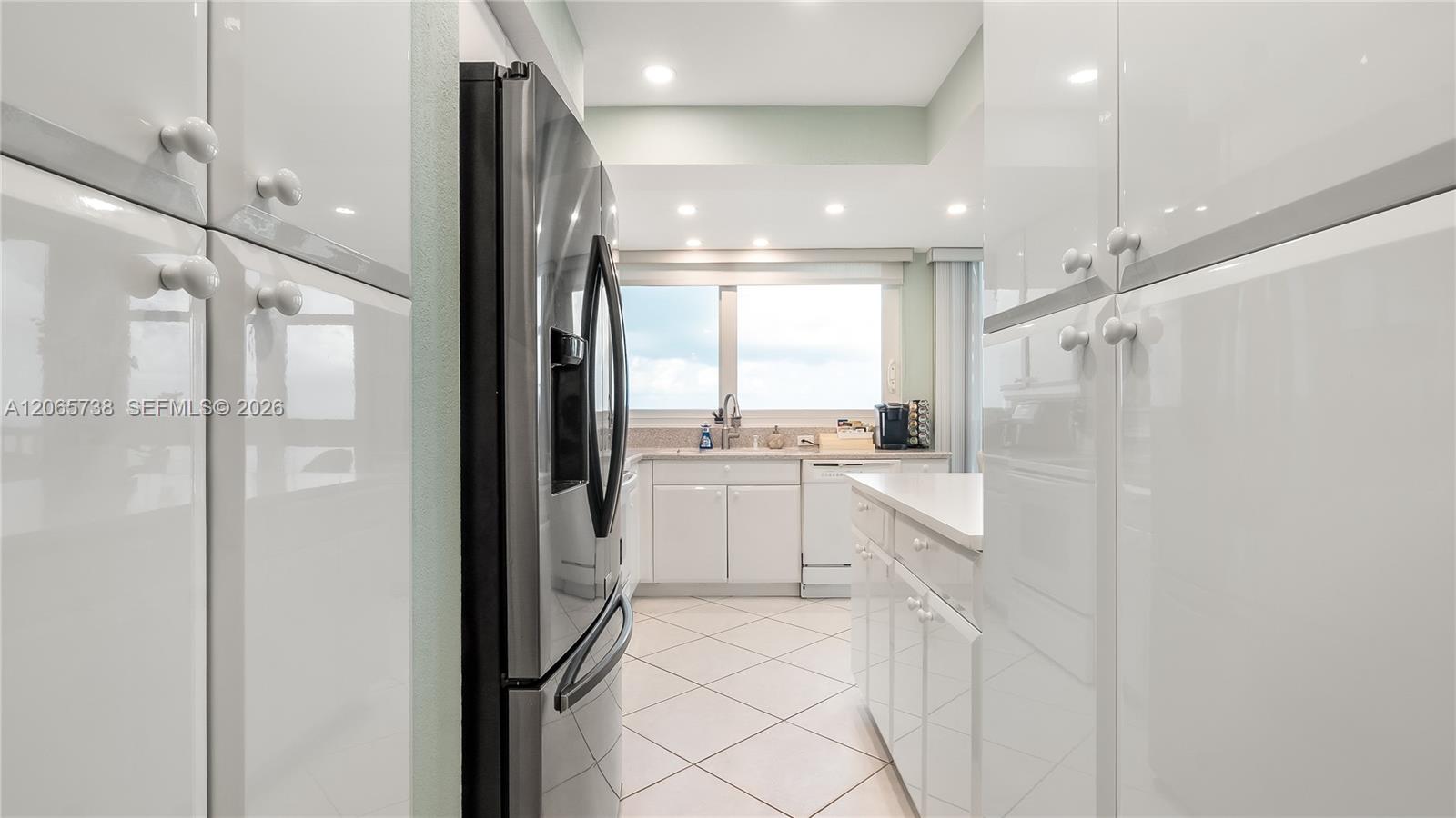 1370 S Ocean Boulevard 2801 Property Photo 13