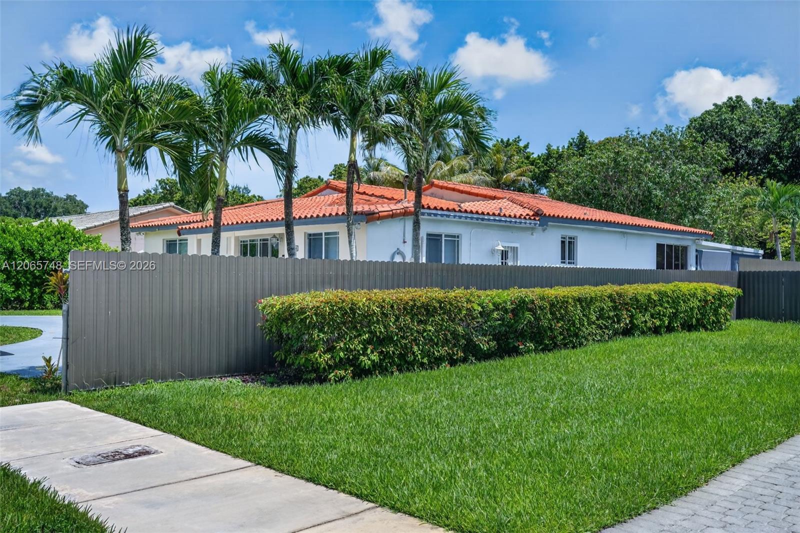 6010 Sw 19 Street Property Photo 1