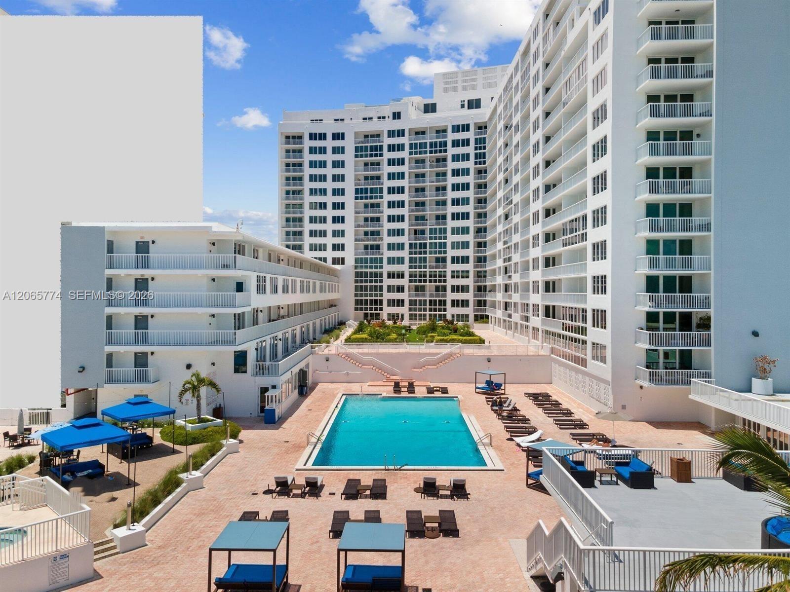 5401 Collins Avenue 832 Property Photo 15