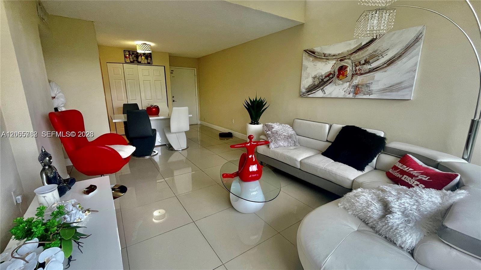 8850 Fontainebleau Boulevard 401 Property Photo 6