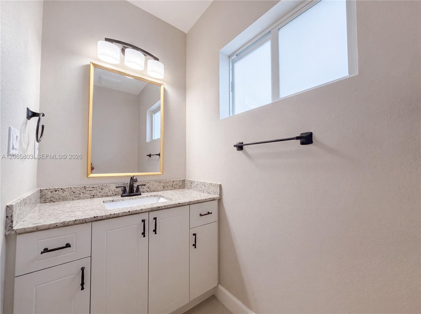 17 Lakeview Drive Property Photo 16
