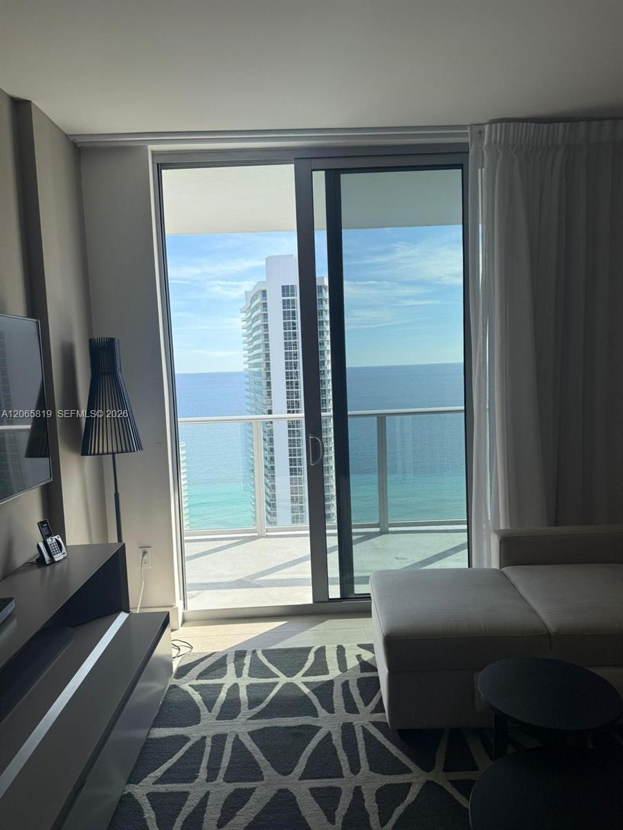 4010 S Ocean Drive T3507 Property Photo 4