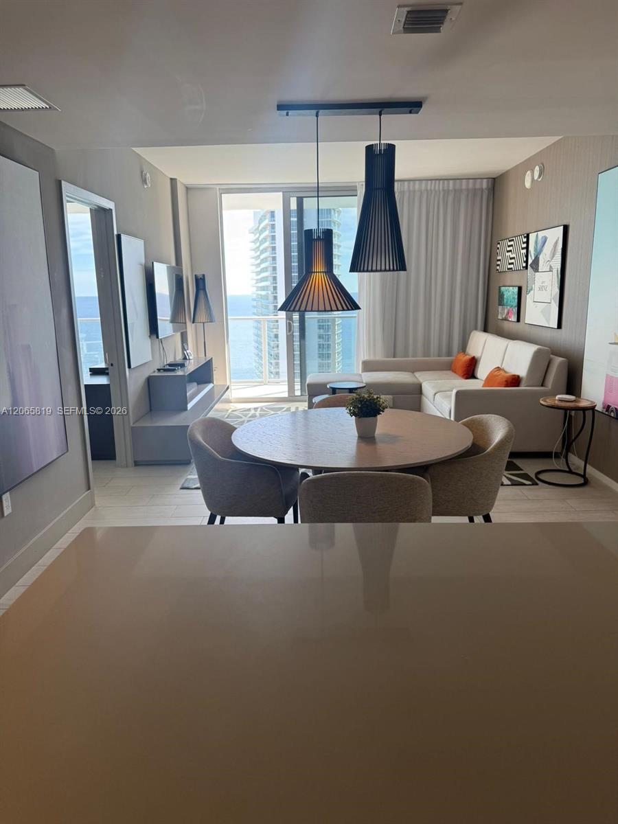 4010 S Ocean Drive T3507 Property Photo 8