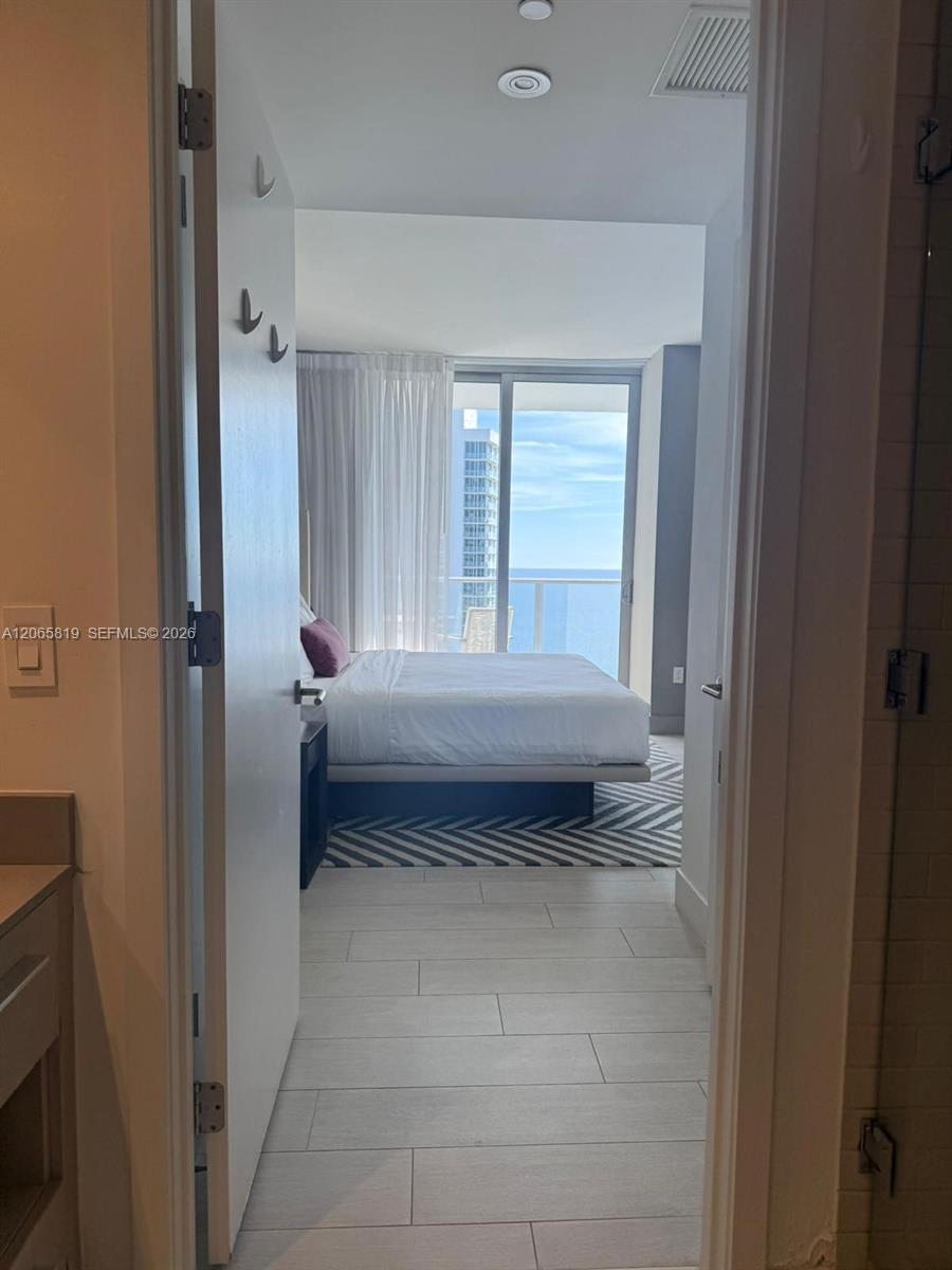 4010 S Ocean Drive T3507 Property Photo 10