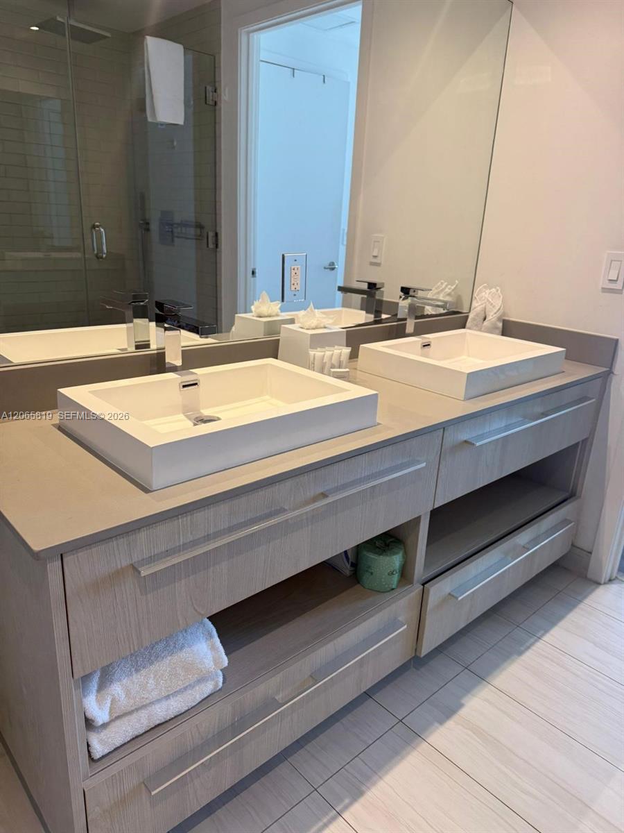 4010 S Ocean Drive T3507 Property Photo 12