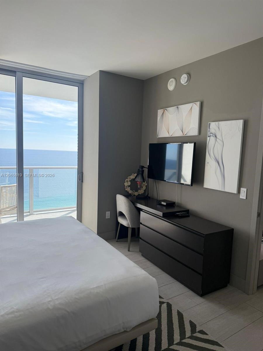 4010 S Ocean Drive T3507 Property Photo 19