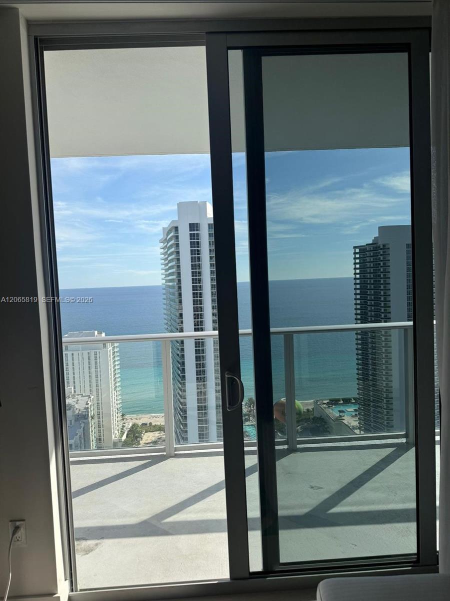 4010 S Ocean Drive T3507 Property Photo 23