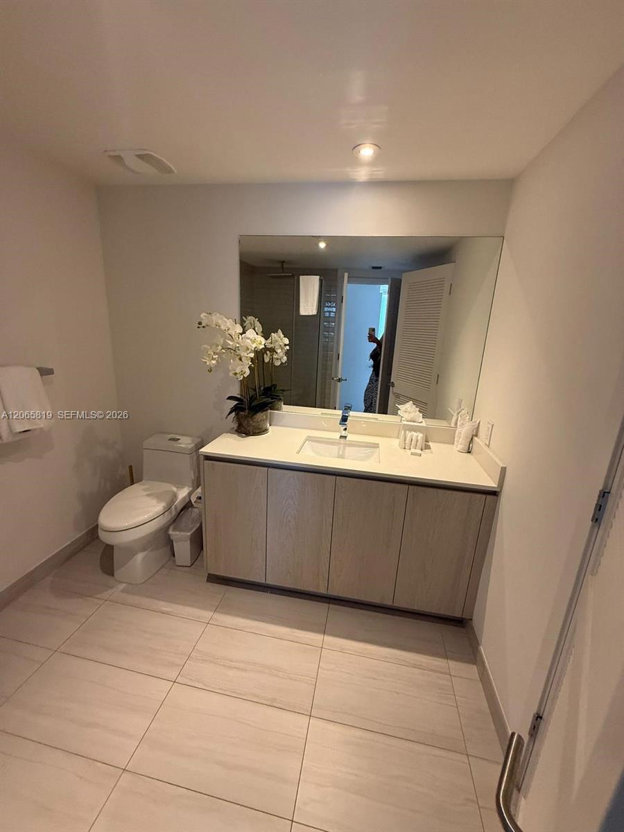 4010 S Ocean Drive T3507 Property Photo 26