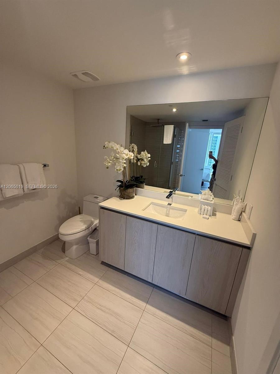 4010 S Ocean Drive T3507 Property Photo 37