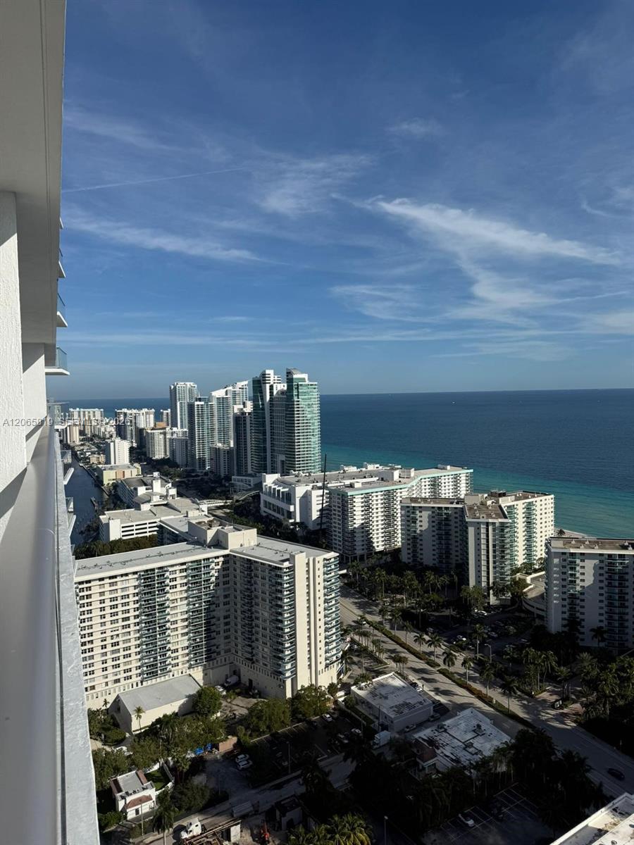 4010 S Ocean Drive T3507 Property Photo 38