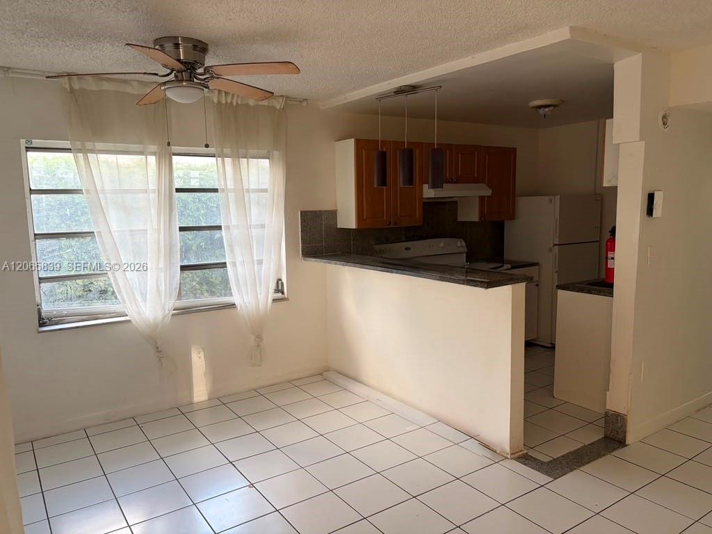 2138 Sw 6th Street 102 Property Photo 1