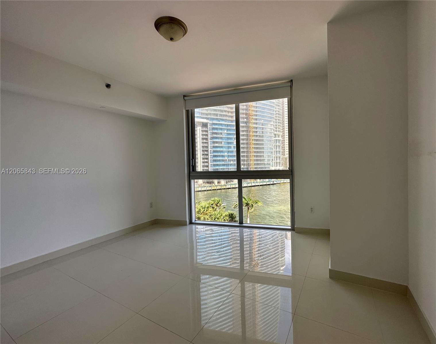 465 Brickell Avenue 502 Property Photo 12
