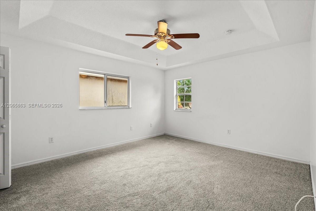1720 Ne 35 Avenue Property Photo 23