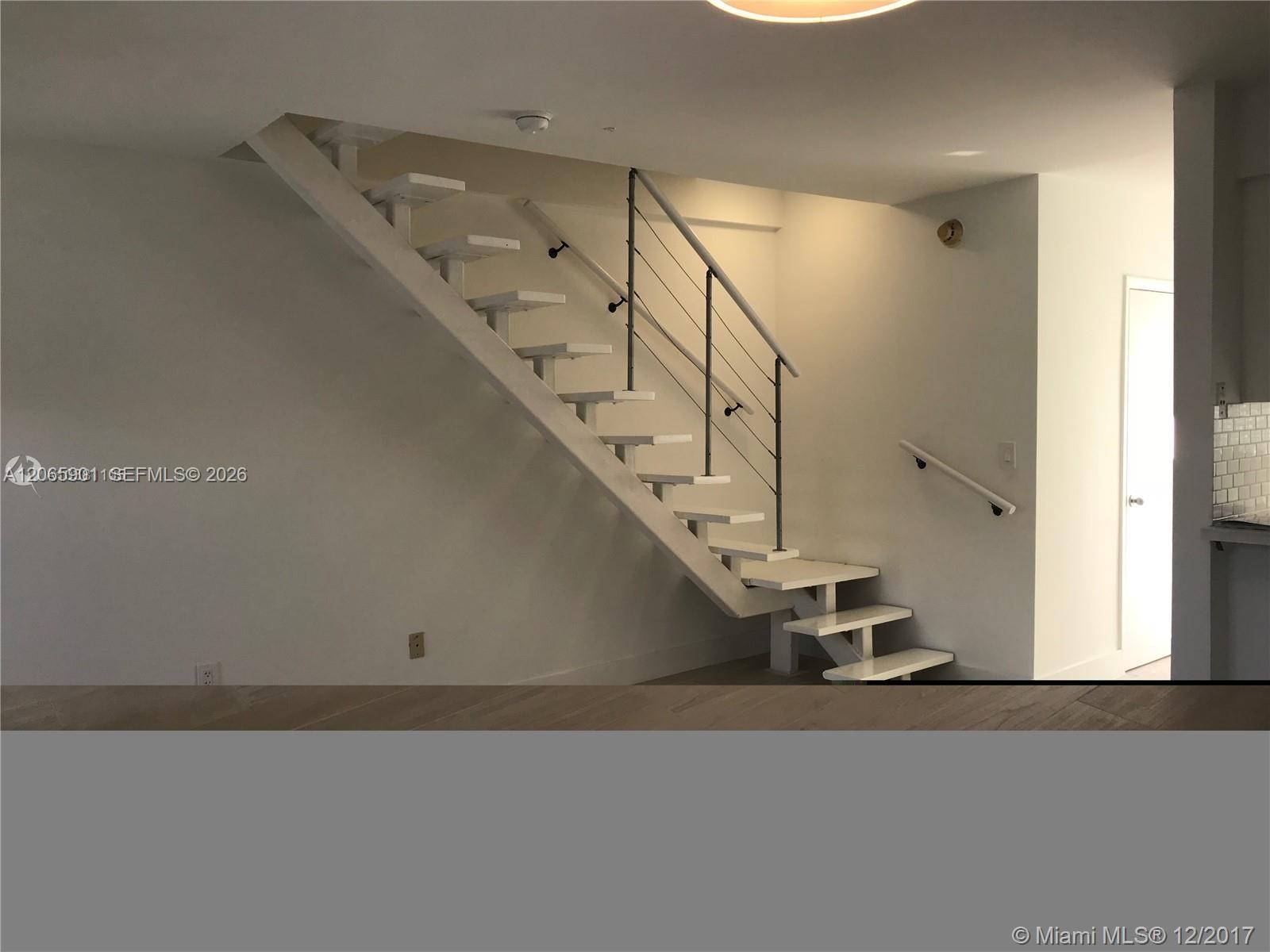 A12065901 Property Photo 3