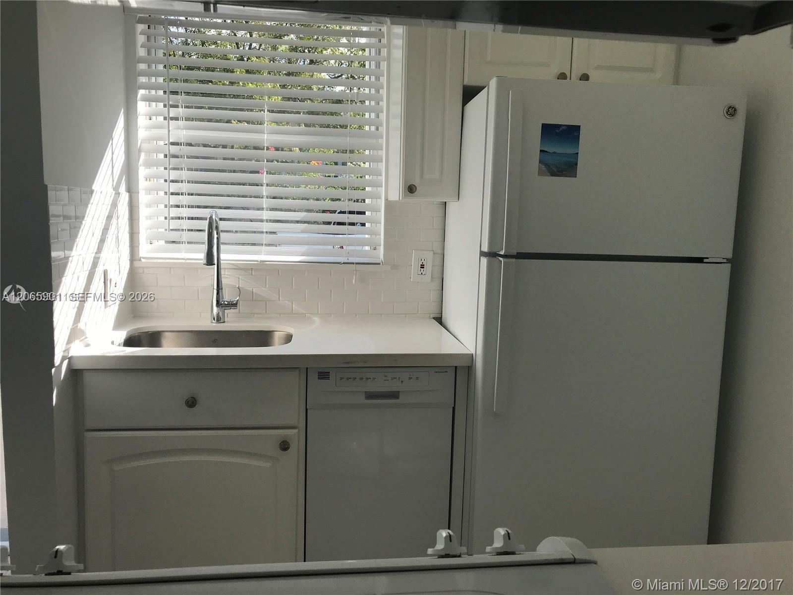 A12065901 Property Photo 4