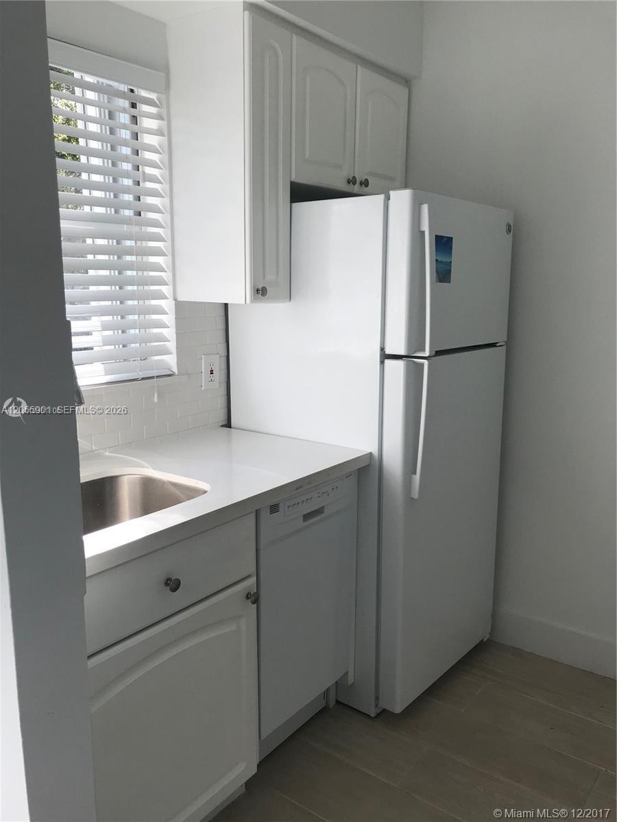 A12065901 Property Photo 5