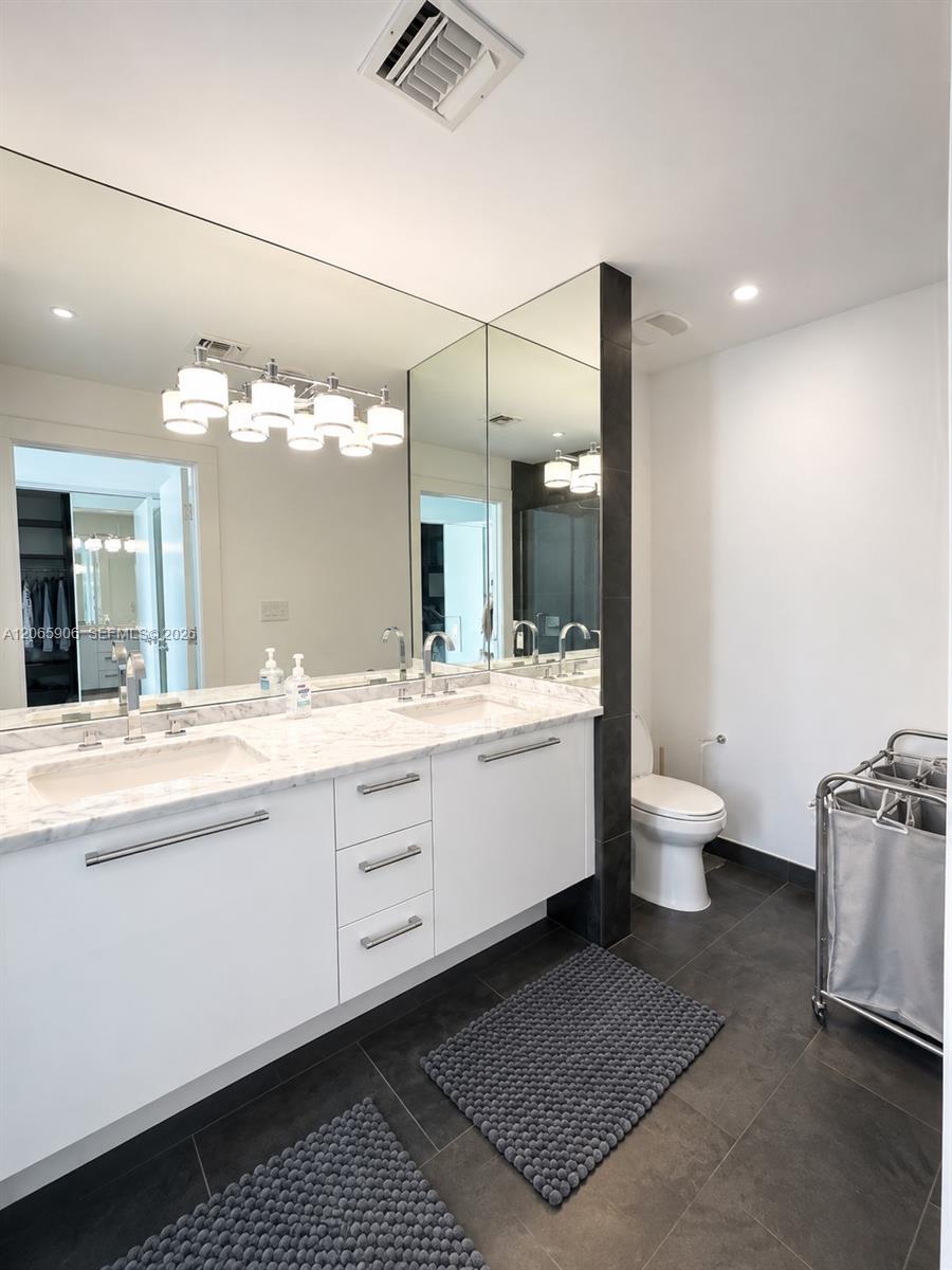 900 Biscayne Boulevard 4410 Property Photo 5