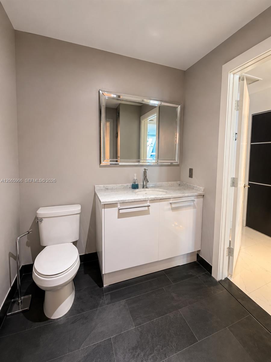 900 Biscayne Boulevard 4410 Property Photo 11