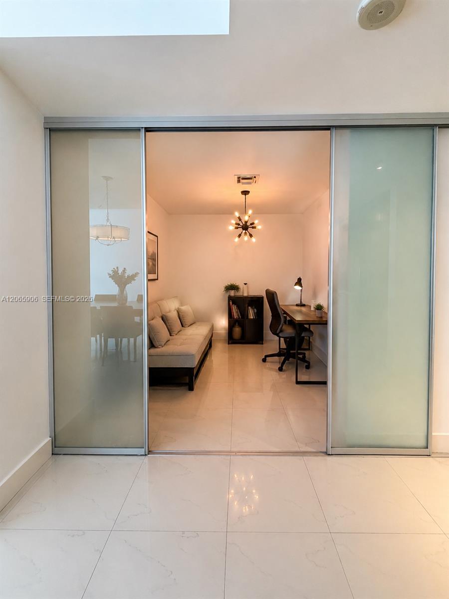 900 Biscayne Boulevard 4410 Property Photo 13