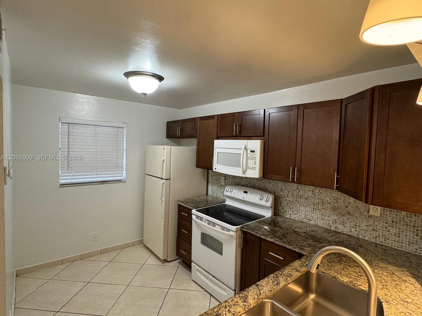 3022 Coral Springs Drive 104-3 Property Photo 1