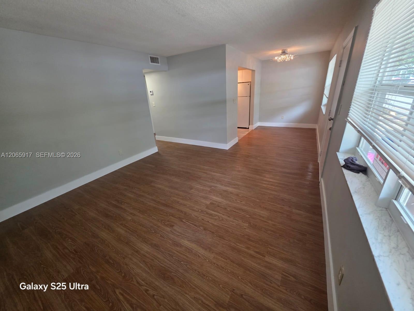 4732 Sw 33rd Avenue 104 Property Photo 4