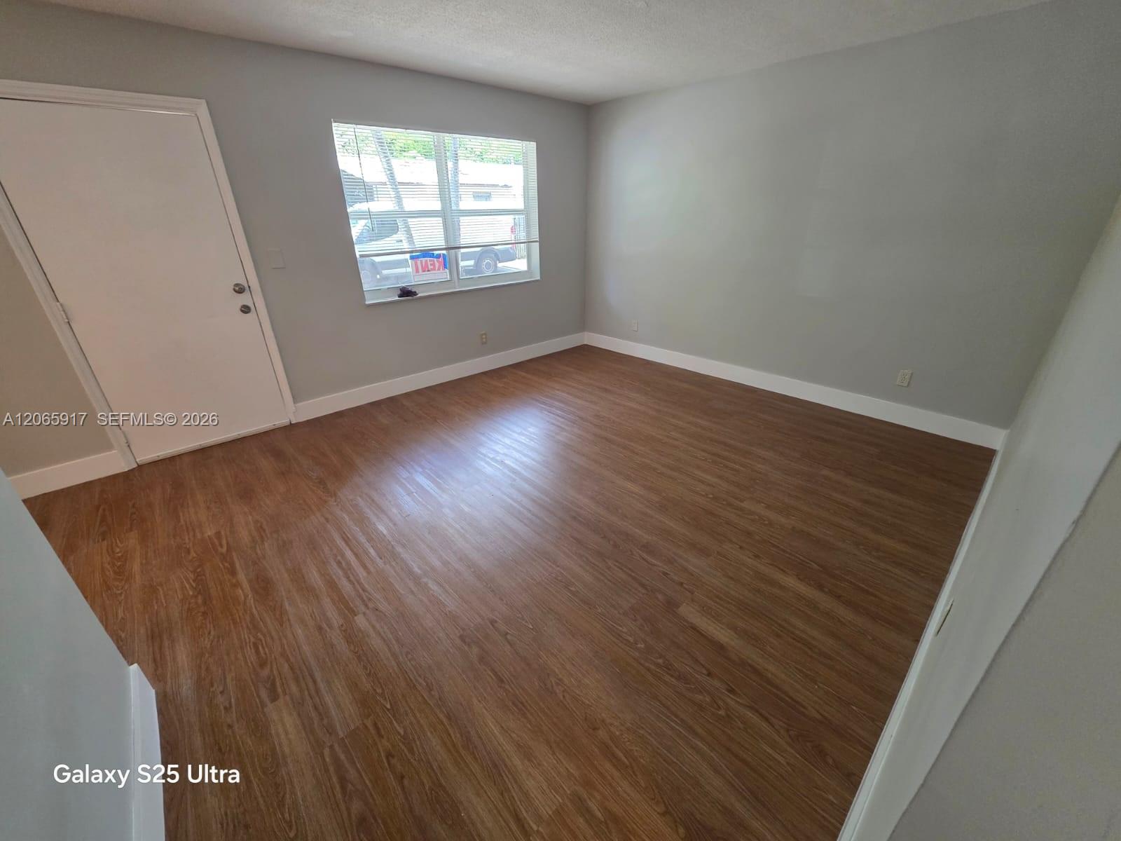 4732 Sw 33rd Avenue 104 Property Photo 5
